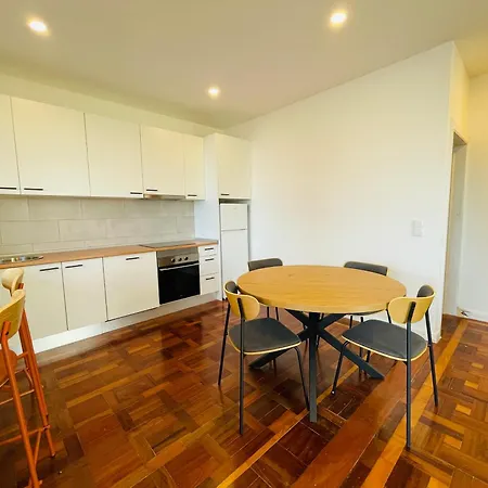 Sunny Escape - -- Silva Upstairs