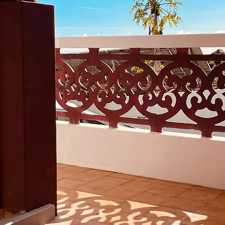 Sunny Escape - -- Silva Upstairs Apartament *